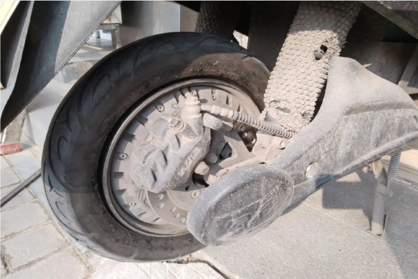 伊春市电动车补胎换胎